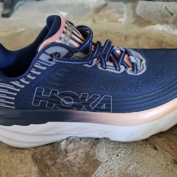 women's bondi 6 running shoe